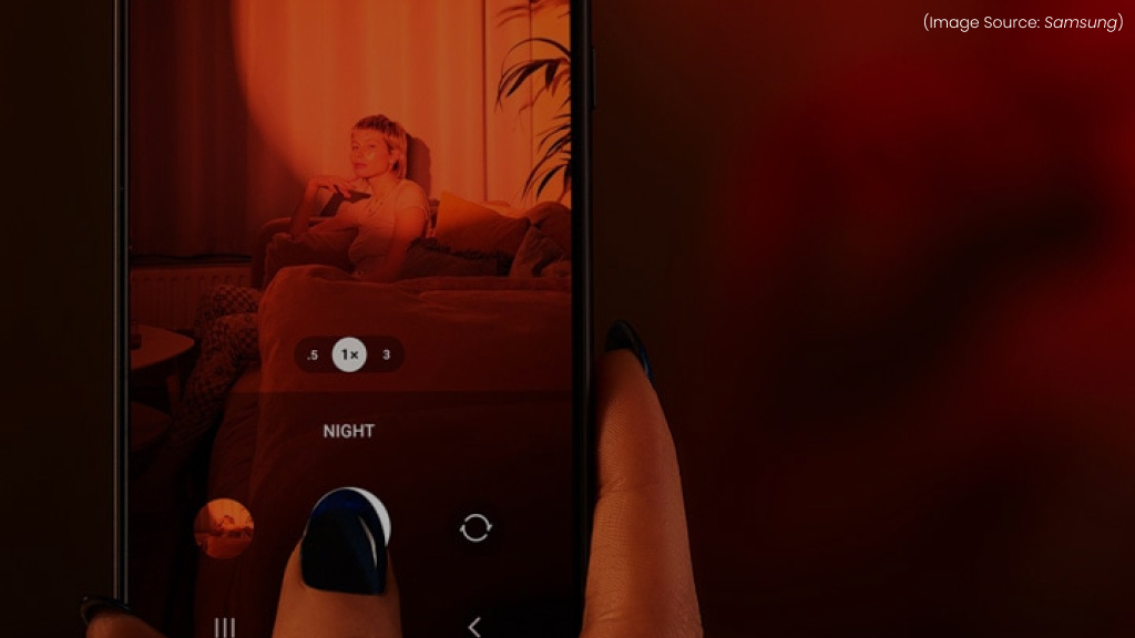 Night Mode / Low-Light Photography 