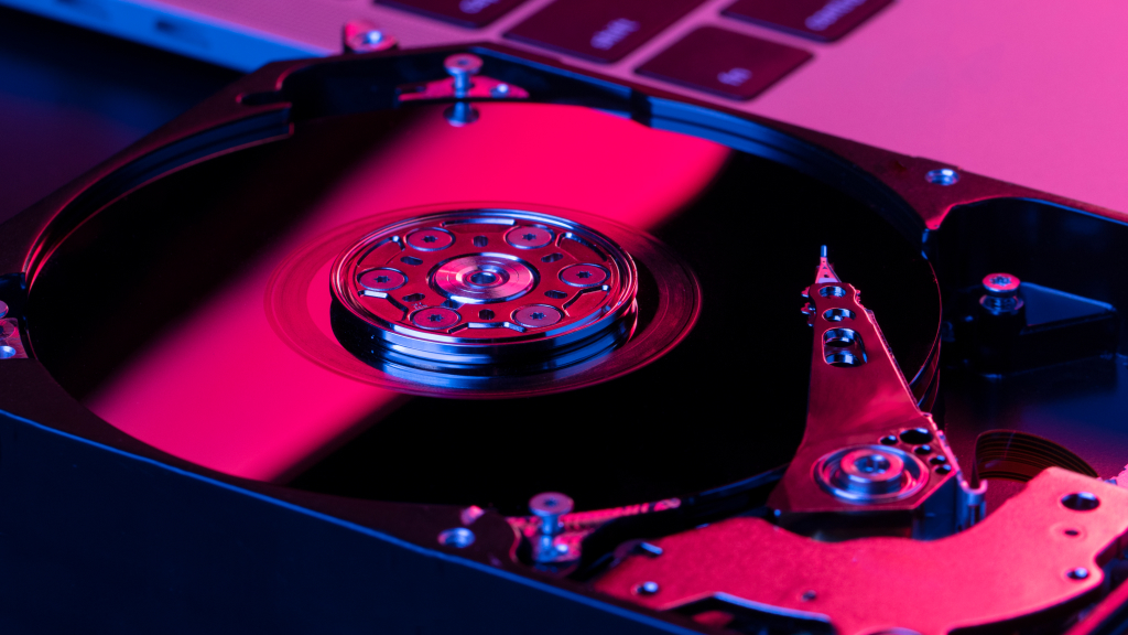 Understanding SSD Failure: Why SSDs Deteriorate Differently Than Mechanical Drives