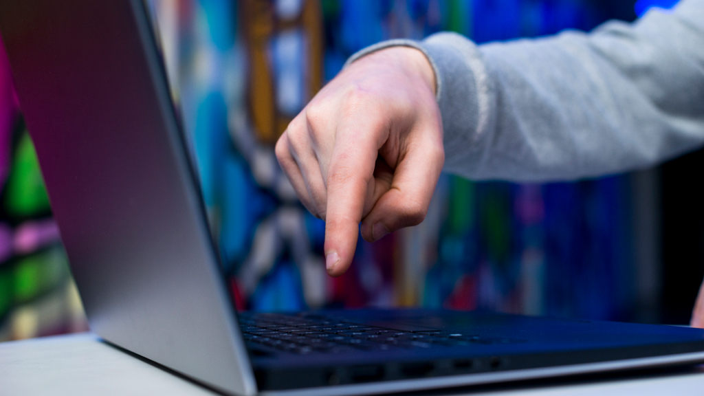 Uninstall Bloatware and Remove Unnecessary Pre-Installed Software